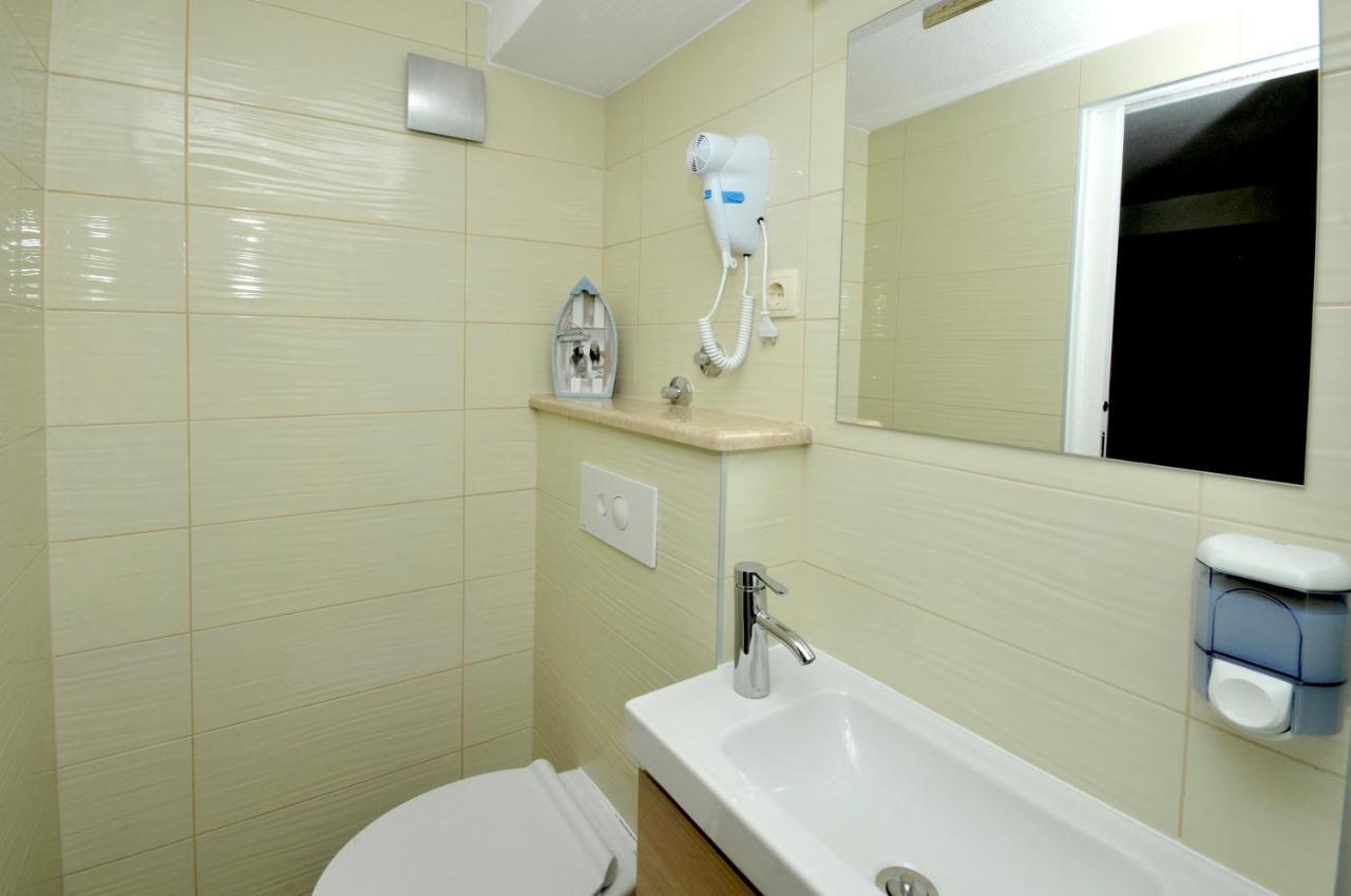 Apartments Penic Трогир Экстерьер фото