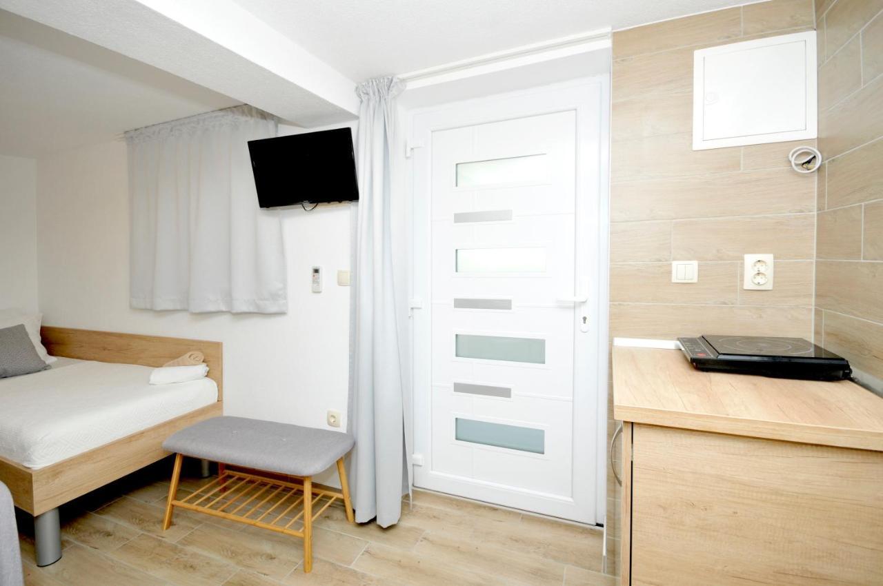 Apartments Penic Трогир Экстерьер фото