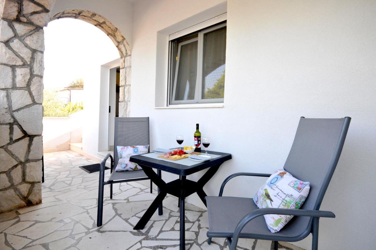 Apartments Penic Трогир Экстерьер фото