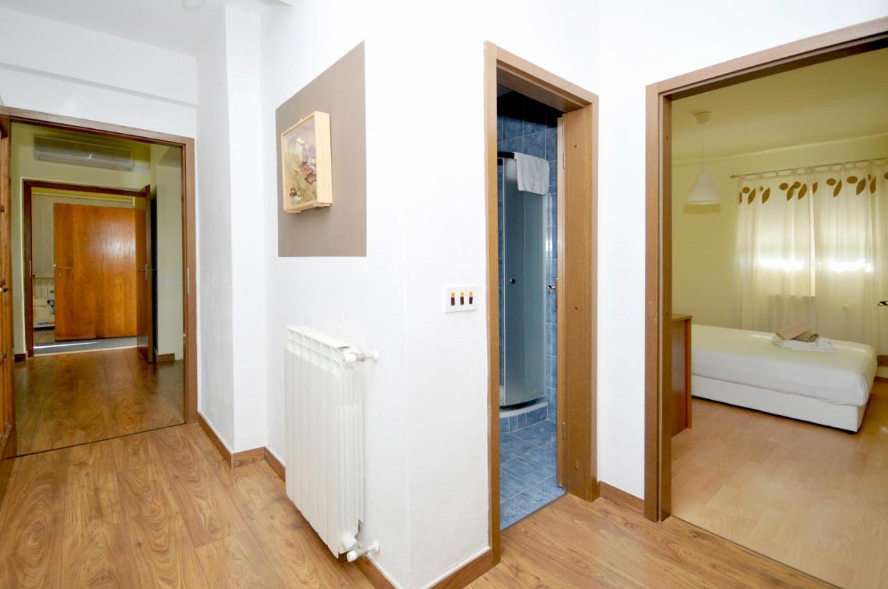 Apartments Penic Трогир Экстерьер фото