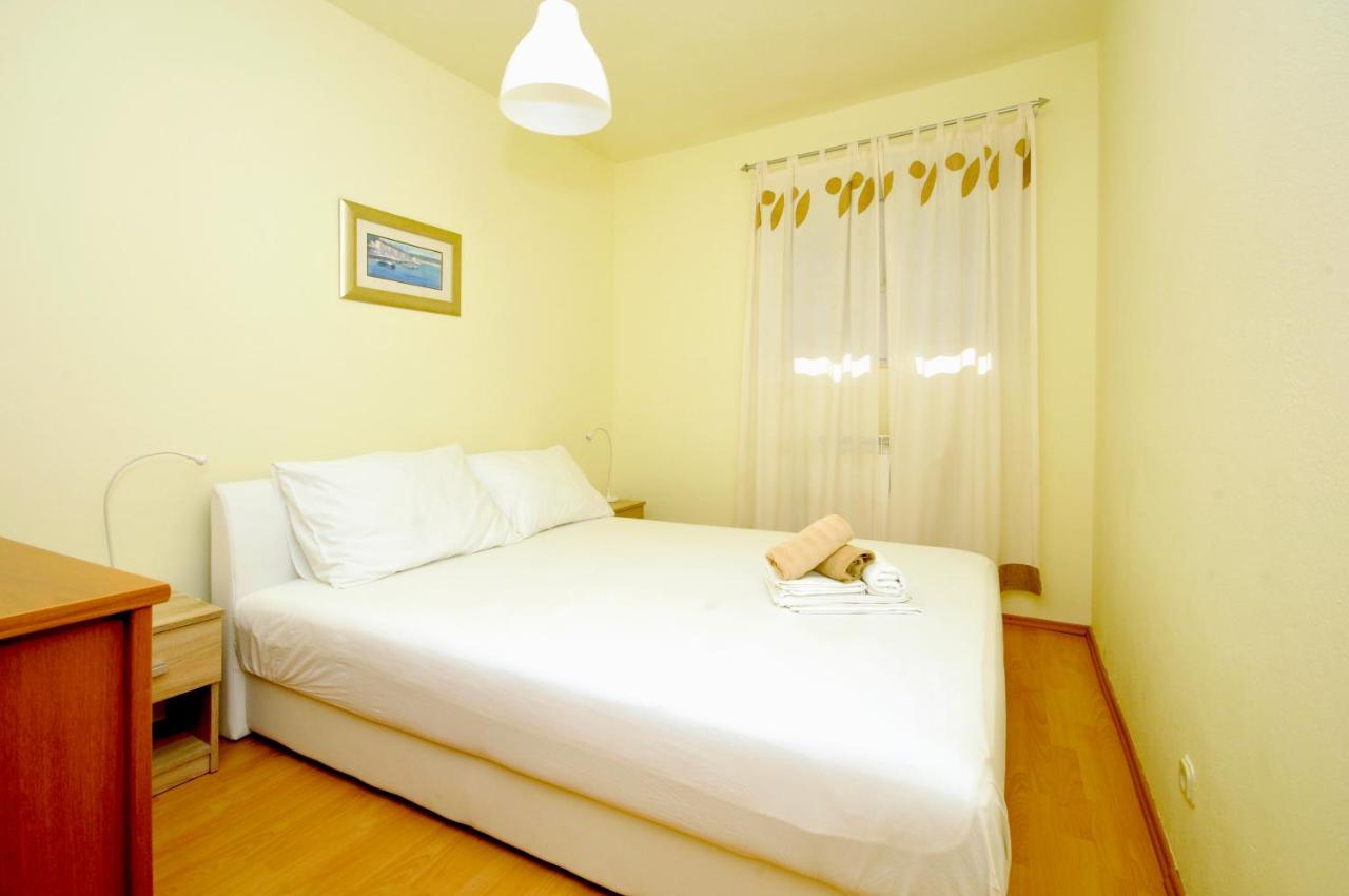 Apartments Penic Трогир Экстерьер фото
