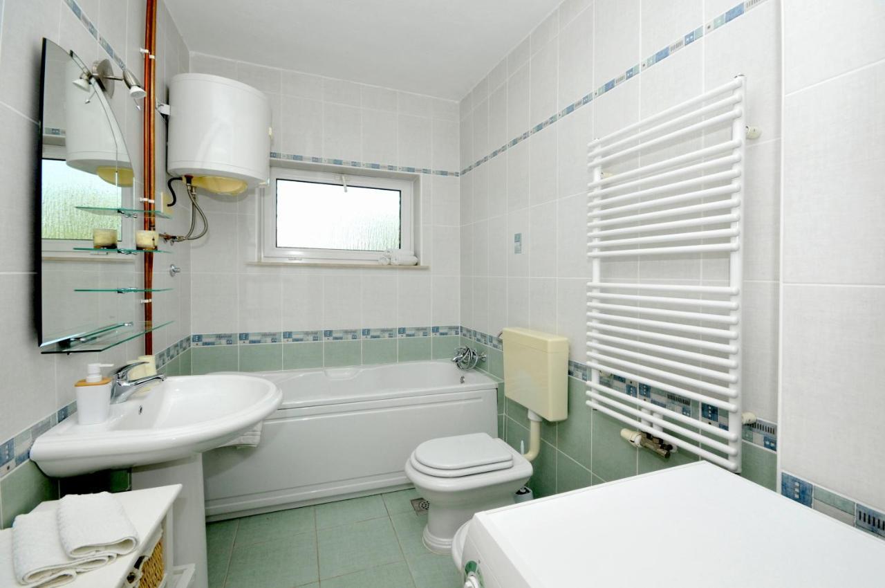 Apartments Penic Трогир Экстерьер фото