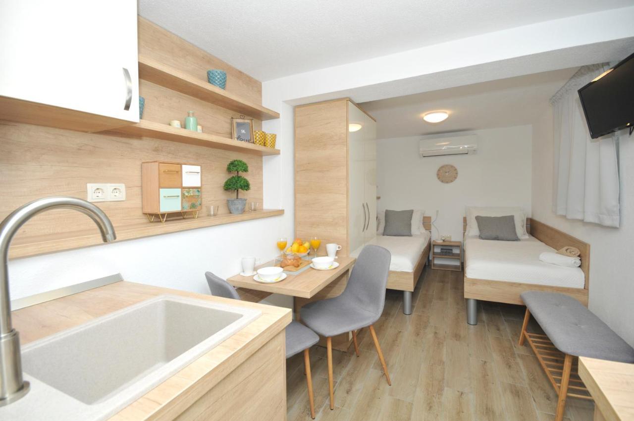 Apartments Penic Трогир Экстерьер фото