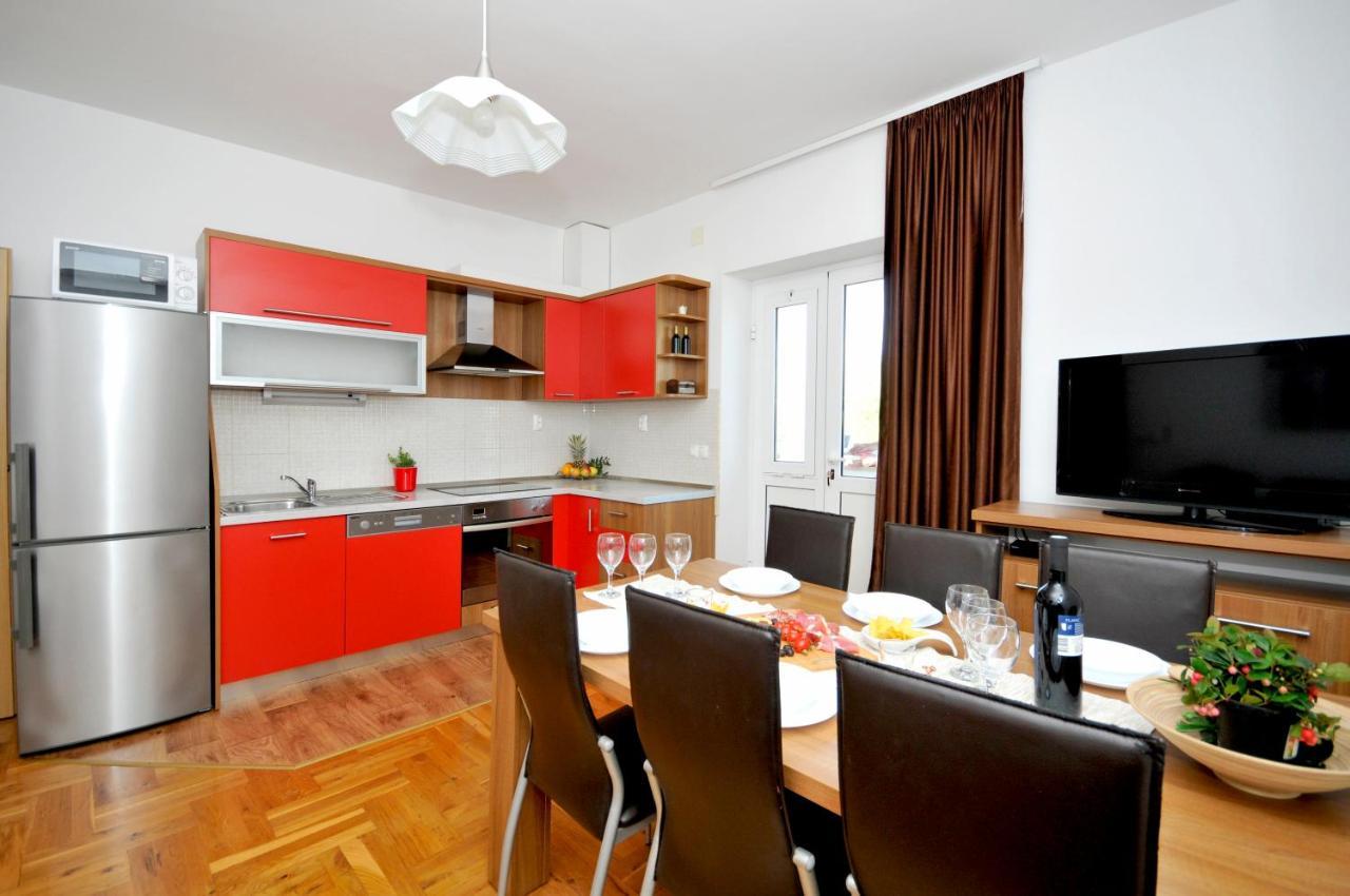 Apartments Penic Трогир Экстерьер фото