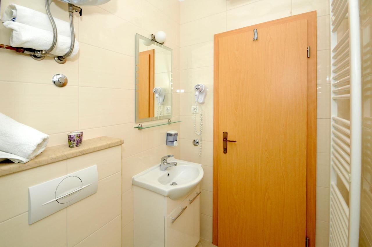 Apartments Penic Трогир Экстерьер фото